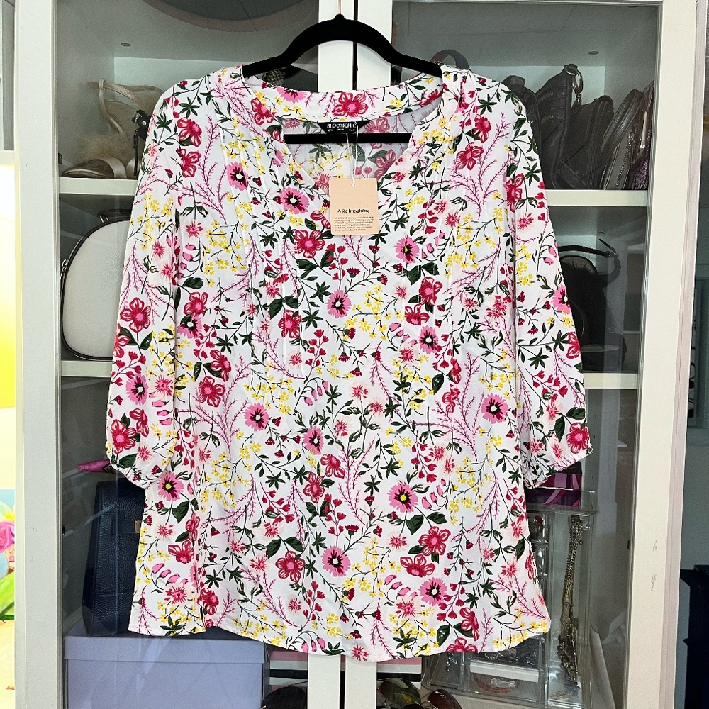 Blouse with Floral Print & Notched Collar
